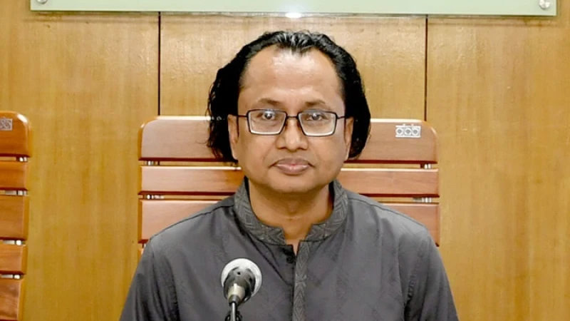 দিল্লি থেকে ফেরত আসা ইনস্ট্যান্ট প্রতিবাদ : তথ্য উপদেষ্টা