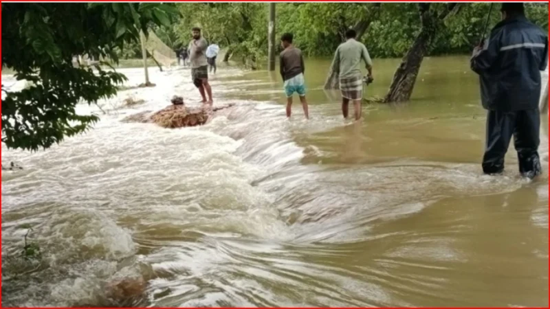 বিপৎসীমার ওপরে তিন নদীর পানি, নতুন এলাকায় বন্যার শঙ্কা