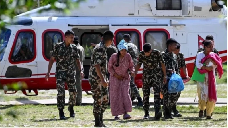 উদ্ধার অভিযানে বিদেশি সহায়তা আপাতত নিচ্ছে না নেপাল