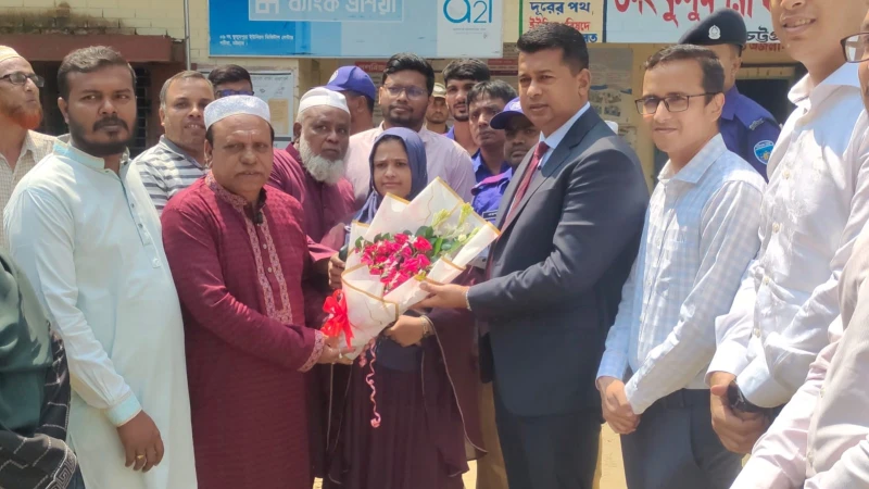 কুসুমপুরা ইউনিয়ন পরিষদ পরিদর্শনে চট্টগ্রাম জেলা প্রশাসক