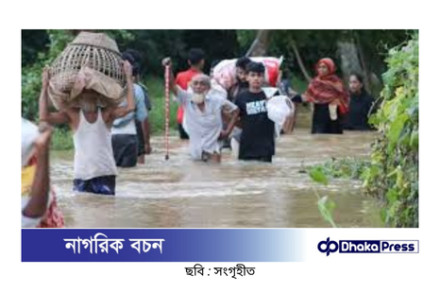 গোমতীর পানি কমলেও দুর্গত এলাকায় দুর্ভোগ অব্যাহত