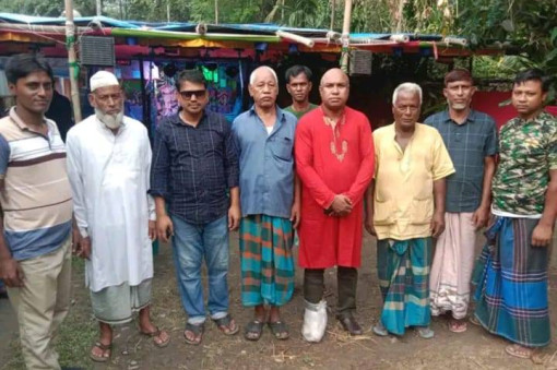 প্রতি বছরের ন্যায় এবারো।রহিম বাদশার।দুর্গাপূজার উপহার সামগ্রী বিতরণ। 