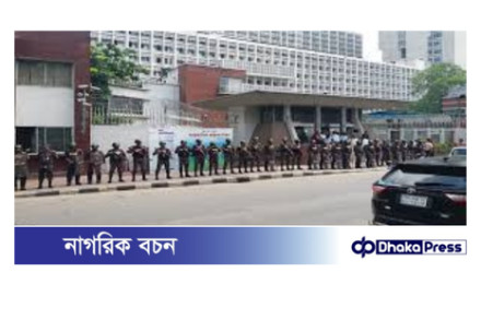 সচিবালয়ে উত্তপ্ত বিক্ষোভ, নিরাপত্তায় সোয়াট ও বিজিবি