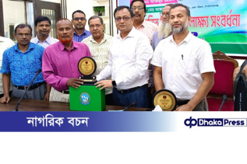 চাঁপাইনবাবগঞ্জ জেলা পরিষদের ২ কর্মচারীর অবসরজনিত বিদায় সংবর্ধনা