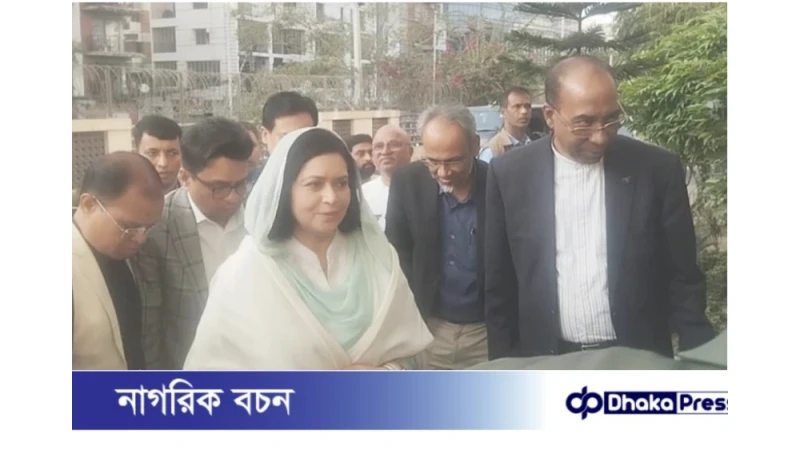 এভারকেয়ার হাসপাতালে খালেদা জিয়ার পাশে জুবাইদা রহমান