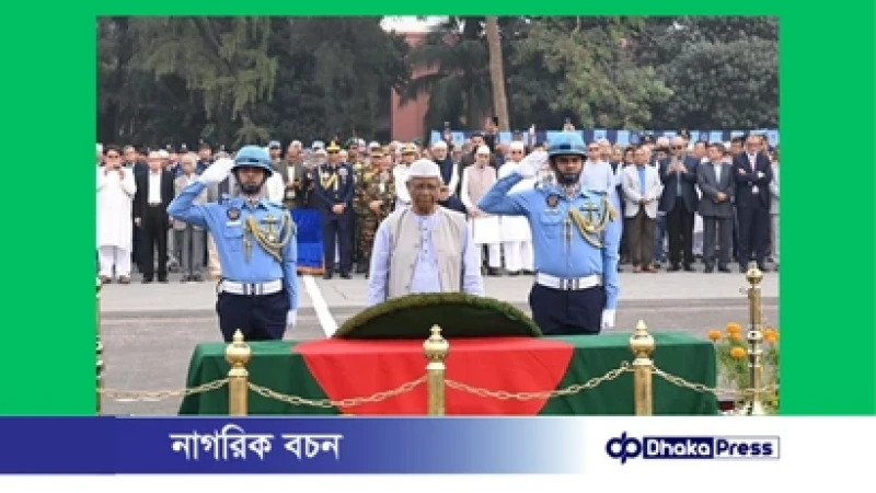 এ কে খন্দকারের জানাজায় প্রধান উপদেষ্টা অধ্যাপক মুহাম্মদ ইউনূসের অংশগ্রহণ