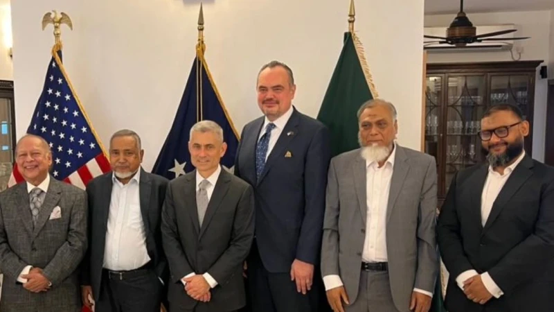 জামায়াতের সাথে মার্কিন সহকারী পররাষ্ট্রমন্ত্রীর বৈঠক