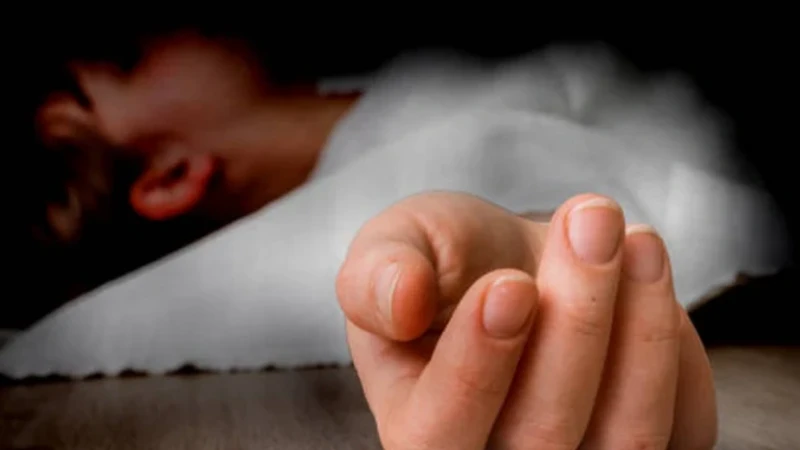 সন্তানের চিকিৎসা নিতে গিয়ে নিখোঁজ, লিফটের নিচে ৪ দিন পর মিলল নারীর মরদেহ