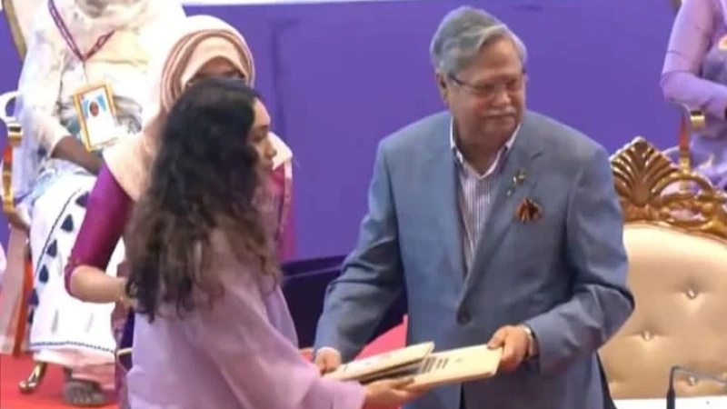 আন্তর্জাতিক নারী দিবসে ছয় নারী পেলেন ‘শ্রেষ্ঠ অদম্য নারী’ সম্মাননা