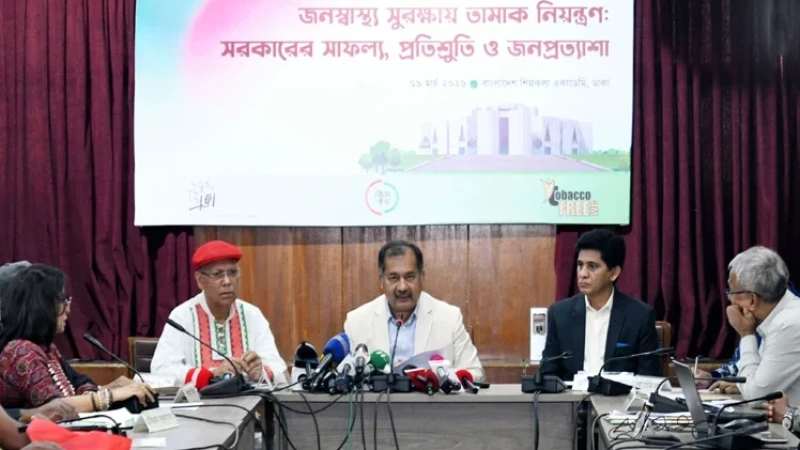 তামাকের ‘প্রকাশ্যে ব্যবহার নিষিদ্ধ’ করার প্রস্তাব দেওয়া হবে: তথ্যমন্ত্রী