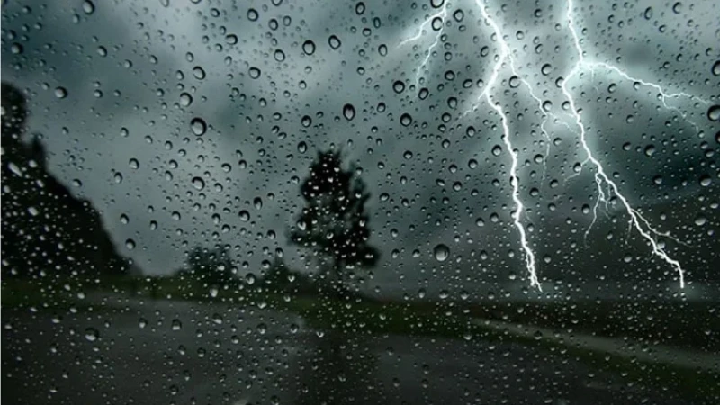 আট বিভাগের কোথাও কোথাও বজ্রসহ বৃষ্টির সম্ভাবনা