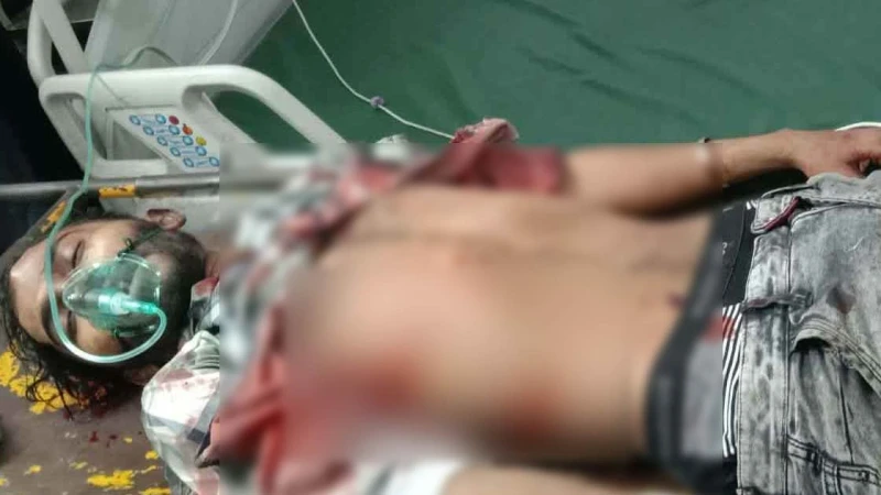 শহীদ মিনারে রাকিবকে গুলি ও ছুরিকাঘাত করে হত্যা