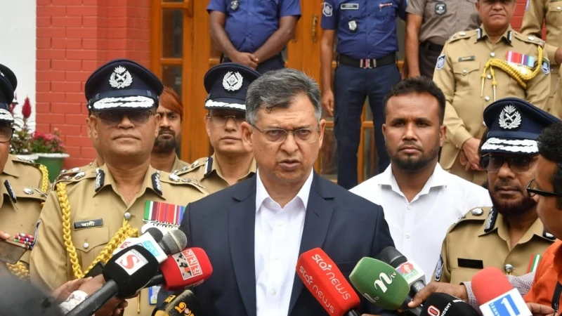 জনপ্রত্যাশা অনুযায়ী সংবিধান সংস্কার হবে: স্বরাষ্ট্রমন্ত্রী