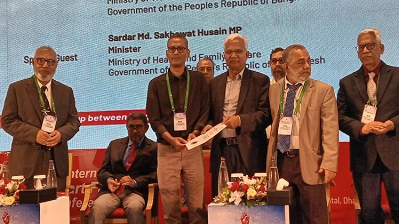 সরকার প্রতিটি মানুষের দোরগোড়ায় চিকিৎসাসেবা পৌঁছে দিতে প্রতিশ্রুতিবদ্ধ : সমাজকল্যাণ মন্ত্রী