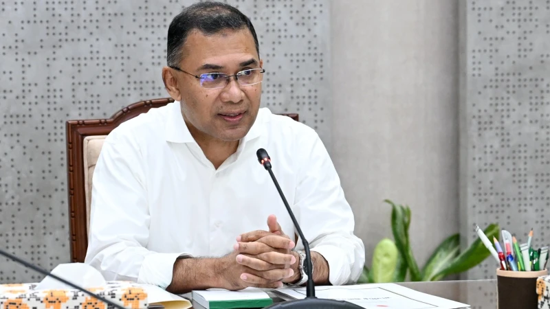 স্কুল চলাকালীন যানজট নিরসনে শিক্ষামন্ত্রীকে বিকল্প খুঁজতে বললেন প্রধানমন্ত্রী