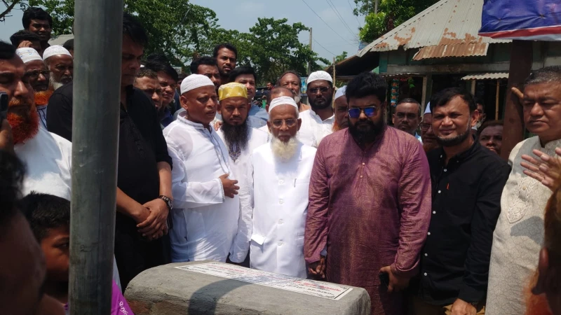 দীর্ঘদিনের ভোগান্তির অবসান: মুরাদনগরের পাহাড়পুরে সড়ক নির্মাণ কাজ শুরু