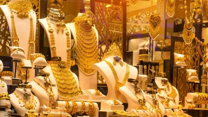 স্বর্ণের দামে বড় পতন, ভরিতে কমল ২ হাজার টাকার বেশি