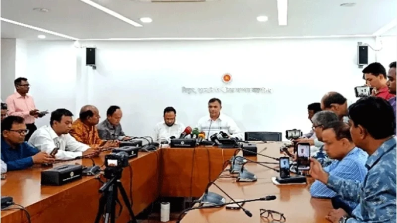 আগামী দুই মাসে জ্বালানি তেলের সংকট হবে না : যুগ্মসচিব