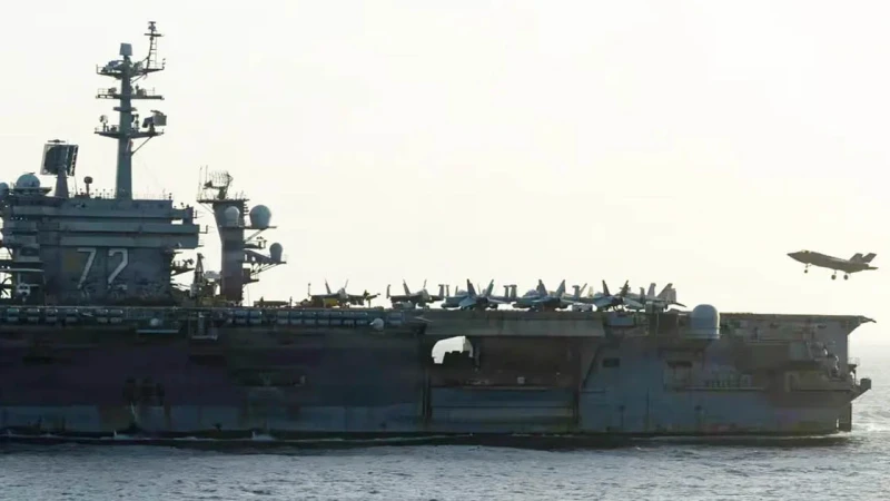 ইরানের বন্দরে অবরোধ থাকলে হরমুজ বন্ধের হুঁশিয়ারি স্পিকারের