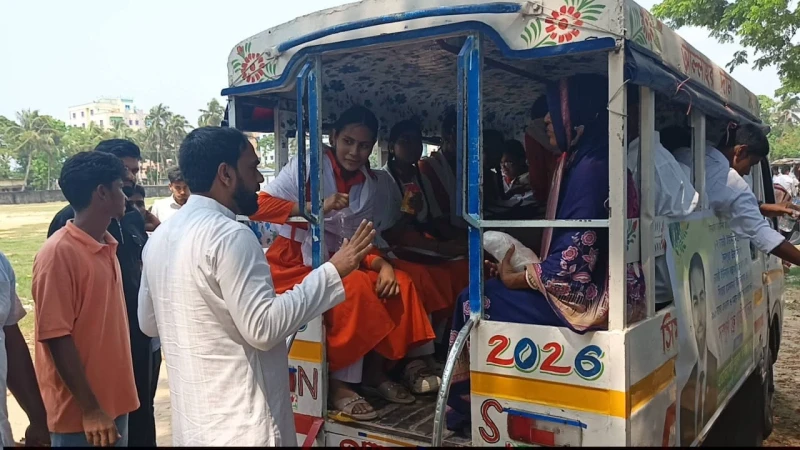 এসএসসি পরীক্ষা ২০২৬: প্রথম দিনে আনোয়ারায় কেন্দ্র পরিদর্শন