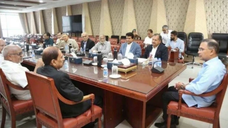 গণমাধ্যমের স্বাধীনতায় হস্তক্ষেপ না করার আশ্বাস প্রধানমন্ত্রীর