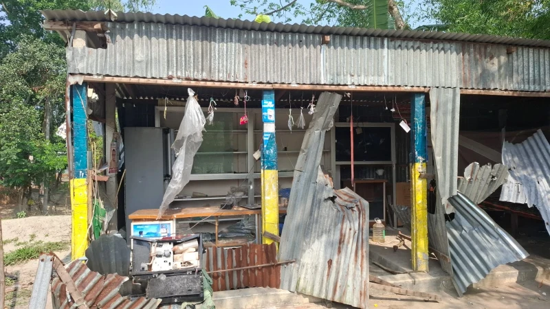 টাঙ্গাইলে বাকি নিয়ে বিরোধে দফায় দফায় সংঘর্ষ, লুটপাট; আহত অন্তত ১০