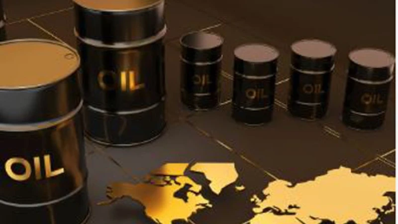 বিশ্ববাজারে তেলের দাম ছাড়ালো ১২৫ ডলার