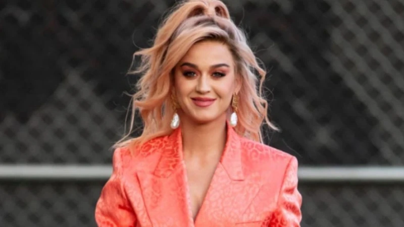 কেটি পেরির বিরুদ্ধে যৌন অসদাচরণের অভিযোগ