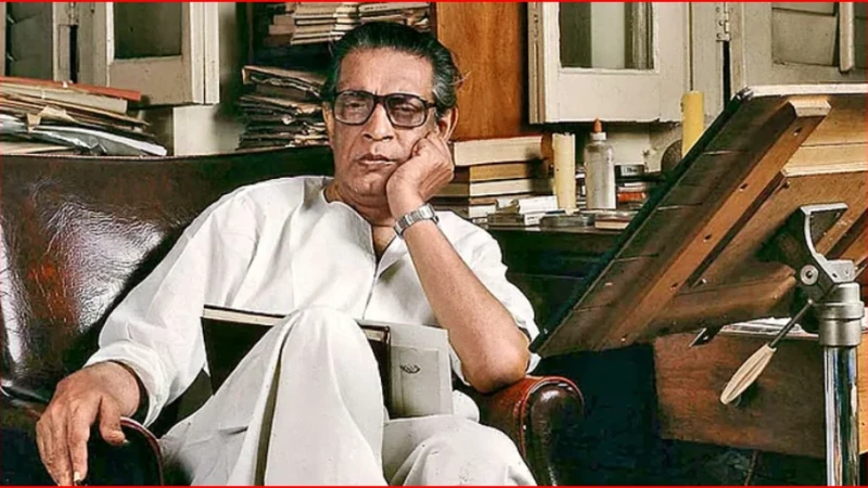 কিংবদন্তি চলচ্চিত্র নির্মাতা সত্যজিৎ রায়ের ১০৫তম জন্মবার্ষিকী আজ