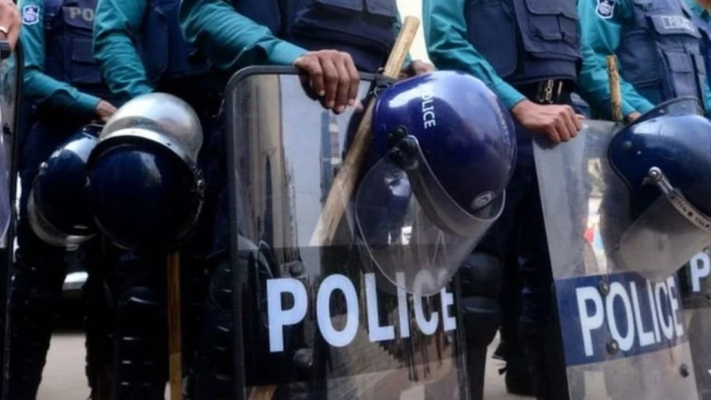 আইনশৃঙ্খলা জোরদারে ঢাকায় বাড়ছে থানা-ফাঁড়ি, তালিকায় রয়েছে যেসব এলাকা