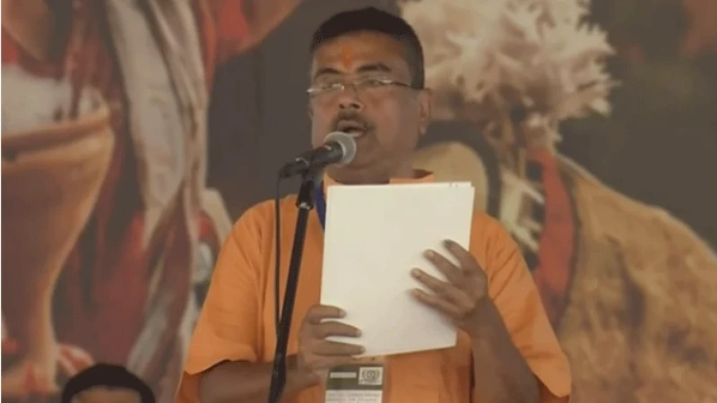 পশ্চিমবঙ্গের মুখ্যমন্ত্রী হিসেবে শপথ নিলেন শুভেন্দু