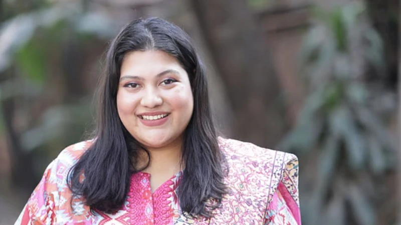 লাইফ সাপোর্টে কারিনা কায়সার, অবস্থা সংকটাপন্ন