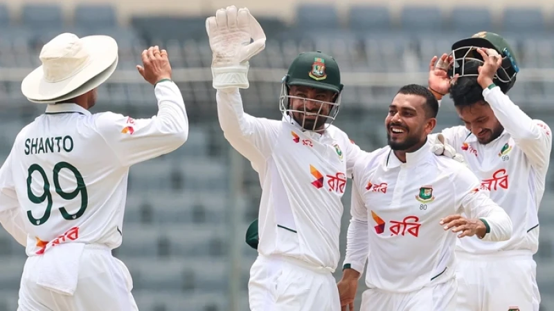 টাইগারদের বোলিং তোপে ধুঁকছে পাকিস্তান