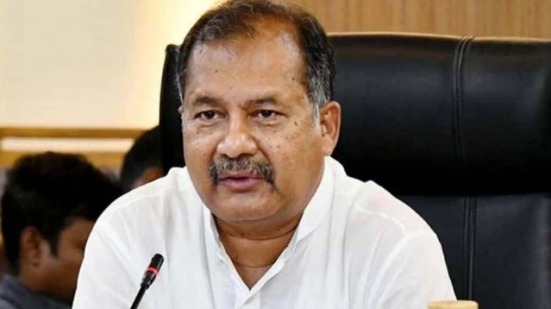 দাড়ি-টুপি পরাকে সন্দেহের চোখে দেখা হতো