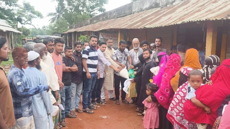 মুরাদনগরে ন্যায্য মূল্যে পণ্য বিতরণ, উপকৃত শতাধিক পরিবার