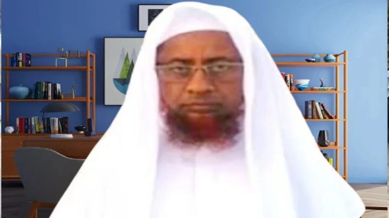 নোয়াখালীতে ট্রাকচাপায় মাদরাসা সুপারের মৃত্যু, আহত স্ত্রী-সন্তান