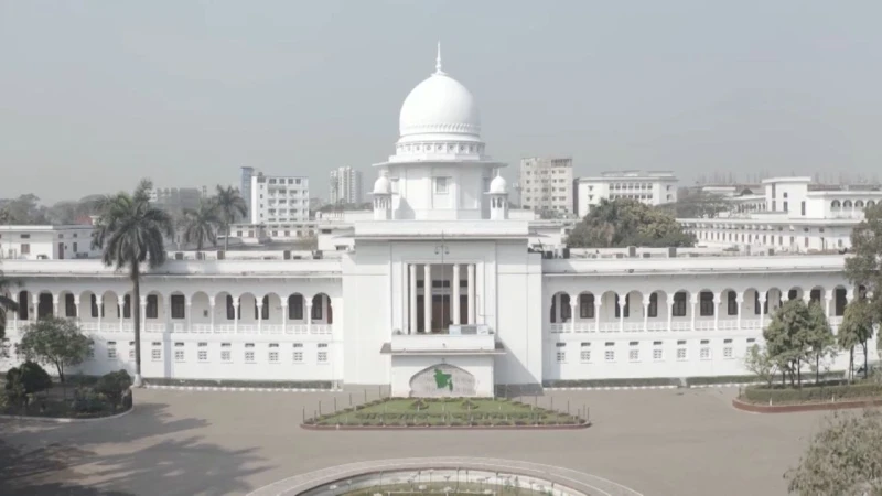 ফুটপাতে হকারদের জায়গা বরাদ্দ কেন অবৈধ নয়, জানতে চায় হাইকোর্ট