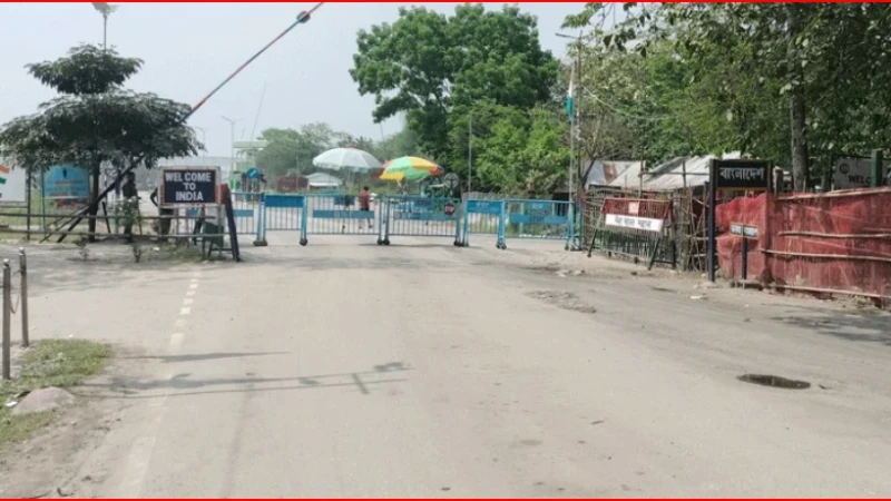 বুড়িমারী স্থলবন্দরে ৮ দিন আমদানি-রপ্তানি বন্ধ