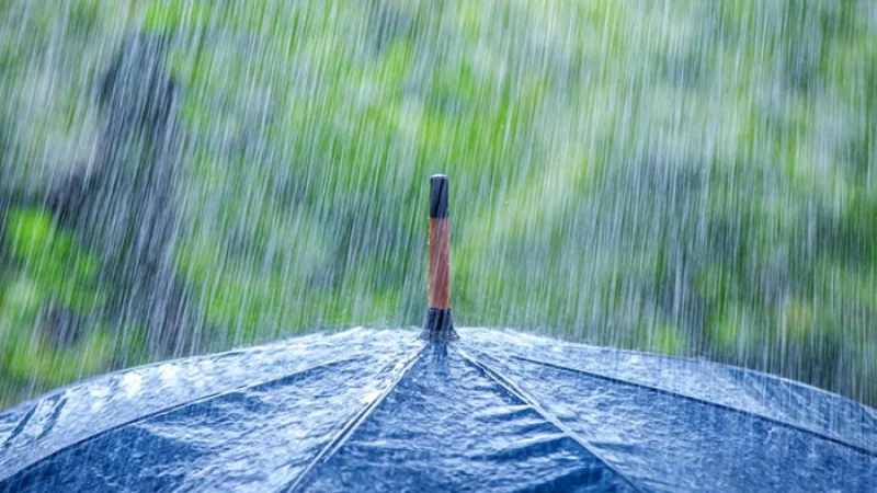 মৌসুমি বায়ুর প্রভাবে অতি ভারি বৃষ্টির আভাস