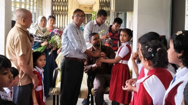 বিশ্ব বাবা দিবসে পটিয়ায় ‘রবীন্দ্র-নজরুল সাহিত্যকর্মে পিতৃত্বের জয়গান’ অনুষ্ঠিত