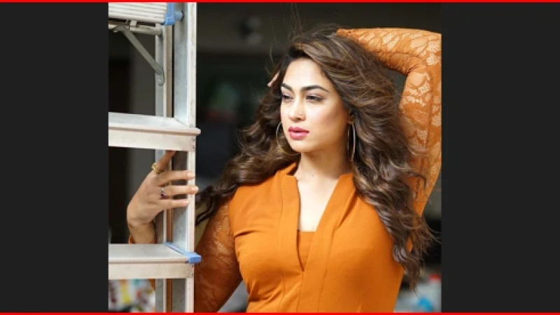 বায়োপিক নির্মাণ হলে অভিনয়ে আগ্রহী পপি