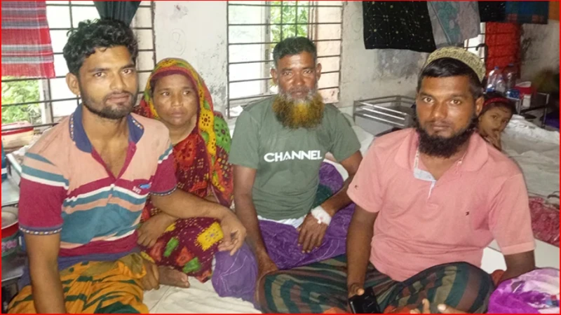 ক্ষুধা-তৃষ্ণায় তিন দিন সাগরে ভেসে থাকার পর উদ্ধার জেলে আল আমিন