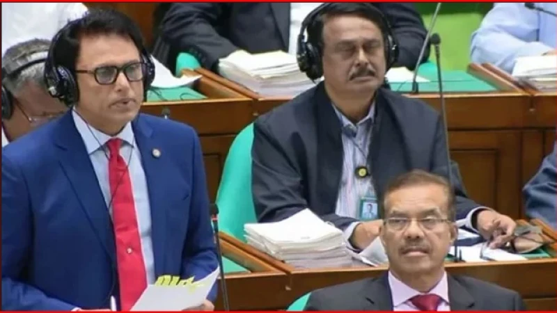 পদত্যাগের দাবির মধ্যেই সংসদে ব্যাখ্যা দিলেন শিক্ষামন্ত্রী
