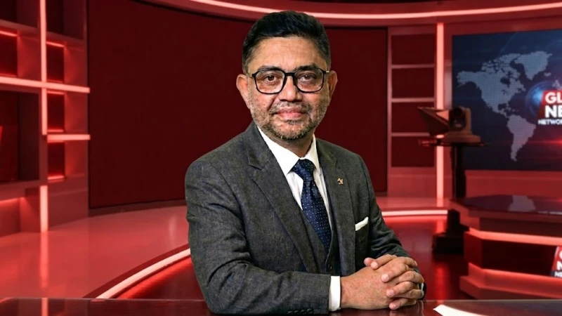 ছদ্মবেশের আড়ালে অমানবিকতার উপাখ্যান
