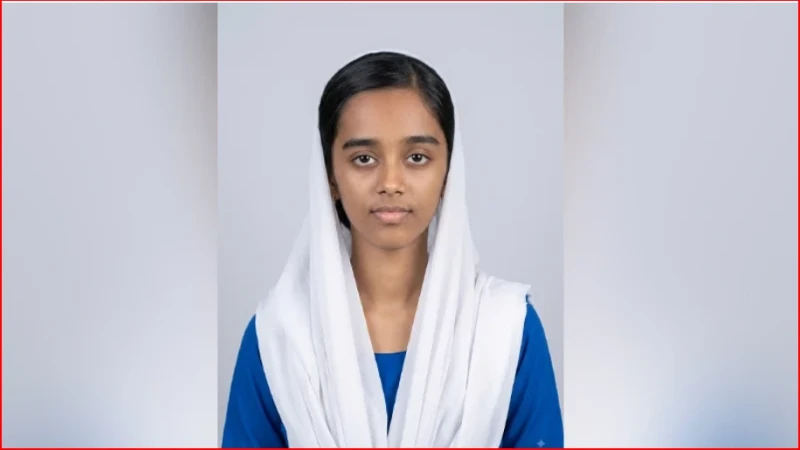 এসএসসিতে কুমিল্লা জেলায় প্রথম ইভা, স্বপ্ন মানবিক চিকিৎসক হওয়ার