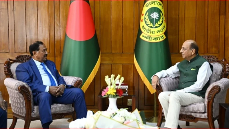 জনগণকেন্দ্রিক বাংলাদেশ-ভারত সম্পর্ক গড়তে আগ্রহী ভারত: দীনেশ ত্রিবেদী