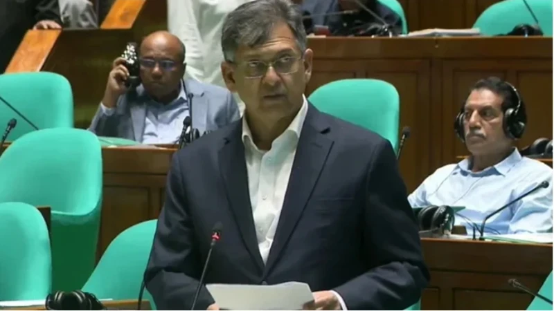 অটোরিকশা নিয়ন্ত্রণে ডিজিটাল নিবন্ধন, কিউআর কোড ও ট্র্যাকিং ব্যবস্থা