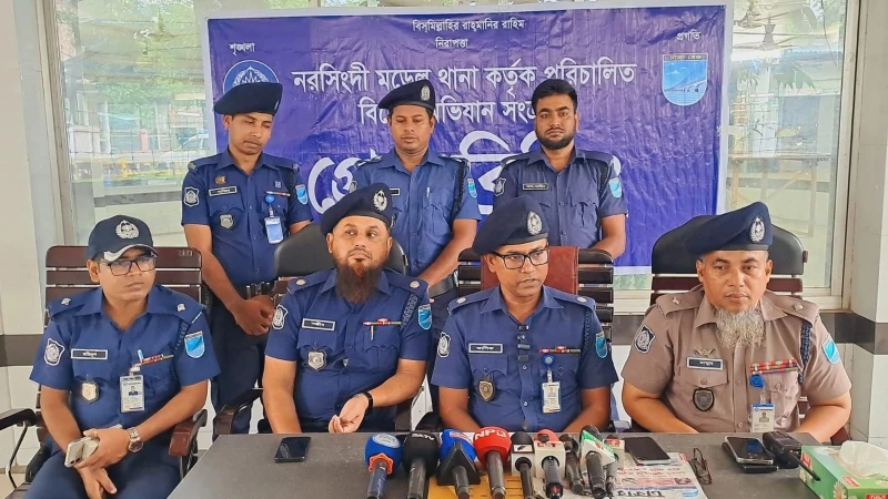 নরসিংদীতে মদের দোকানের কর্মচারীকে আগুন, প্রধান আসামি গ্রেপ্তার