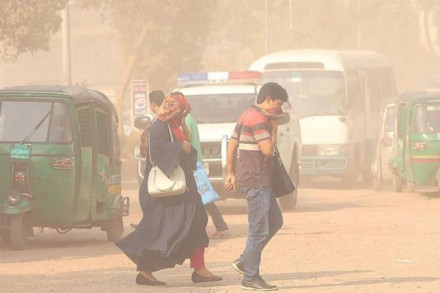 বর্ষাতেও ছিল ঢাকায় বায়ুদূষণ