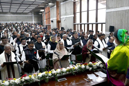 শপথ নেয়ার পর যা বললেন  নবনির্বাচিত সংসদ সদস্যরা যা বললেন